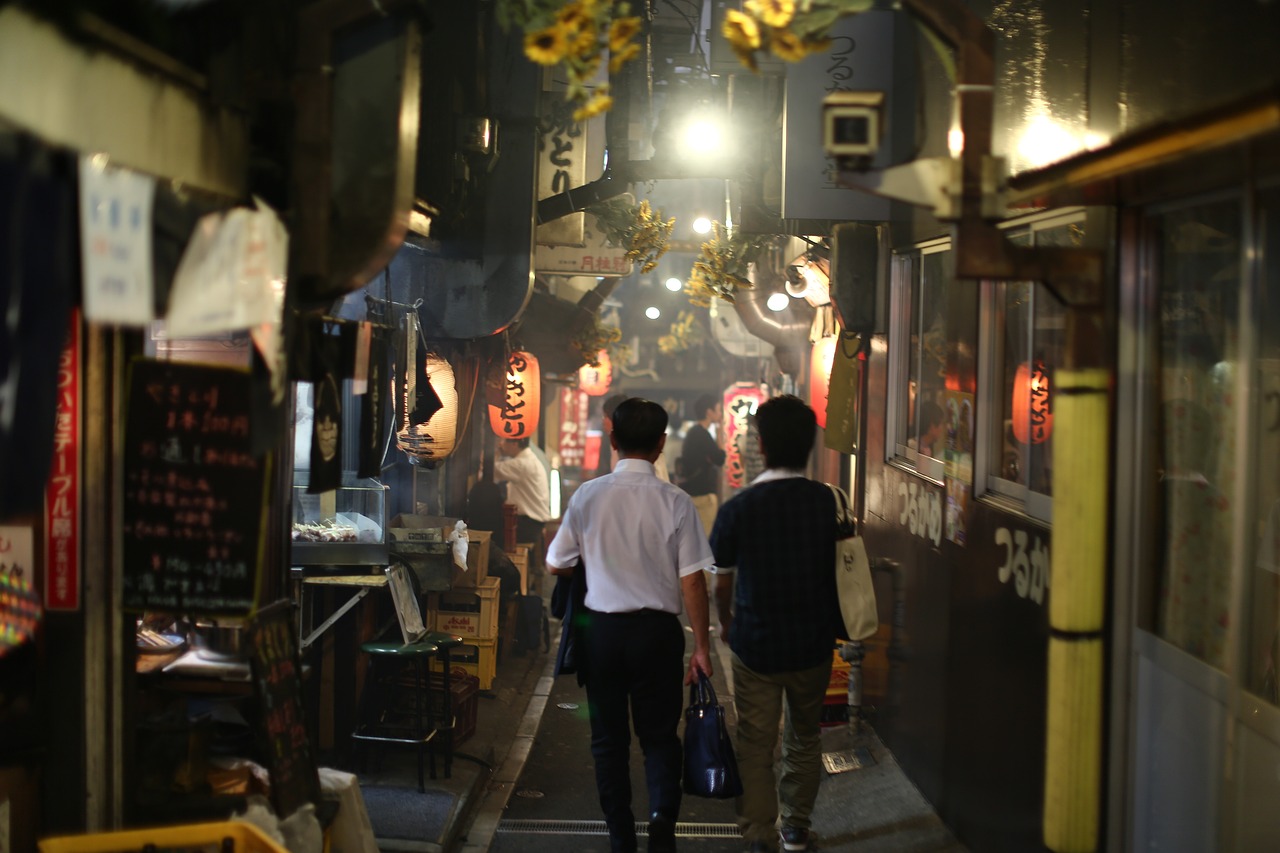 日本动漫场景的魅力与深度探索