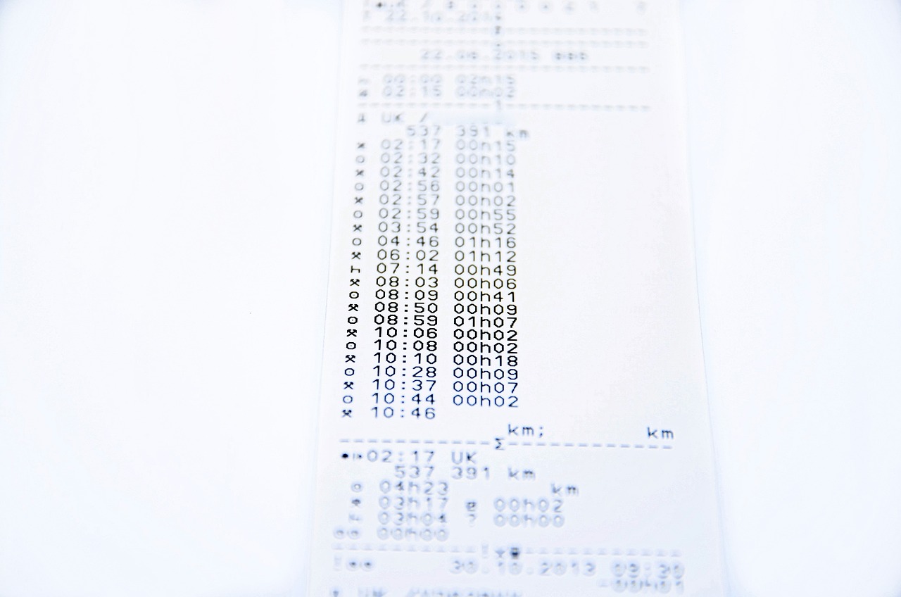 2024香港港六开奖记录，身兼数职831.558