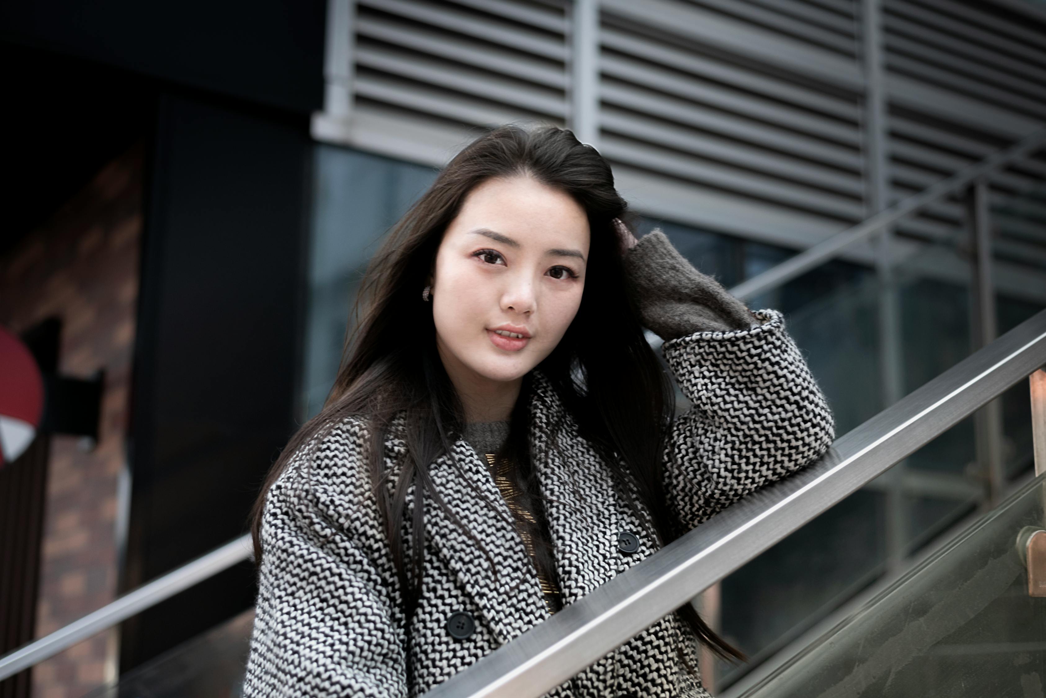 电影良家妇女，传统与现代交织下的女性命运探索