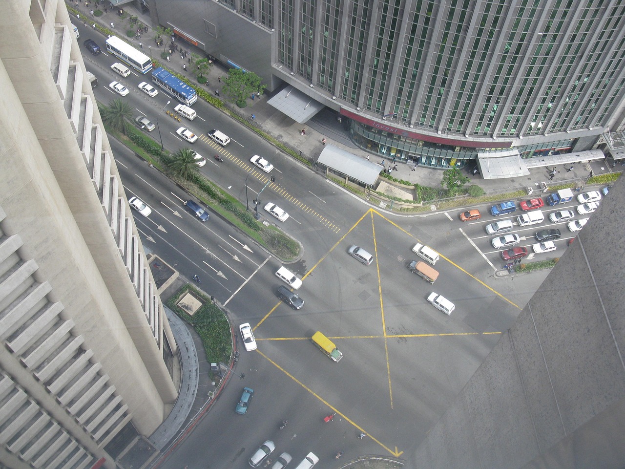 成都市区XX月27号限行情况分析