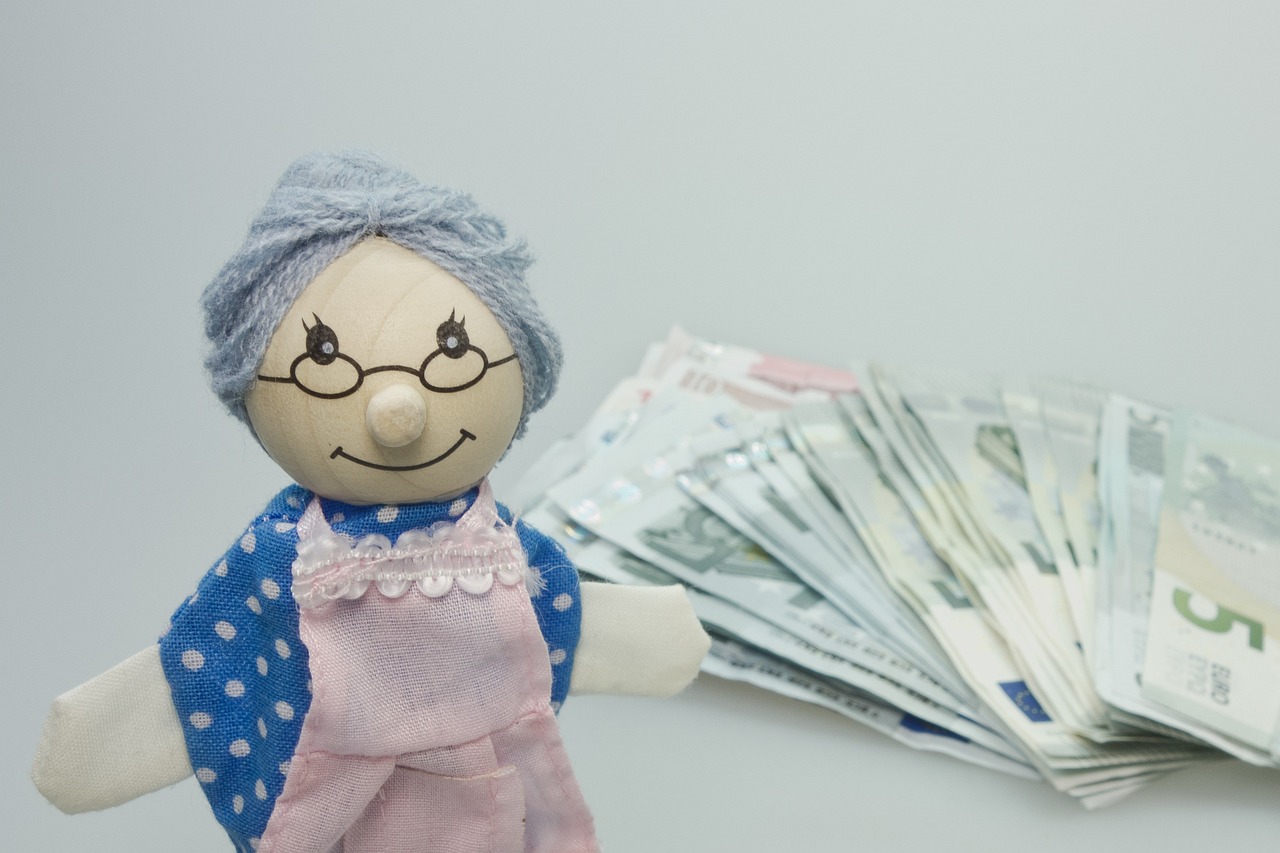 企业退休人员养老金调整最新动态揭秘，政策更新与影响分析