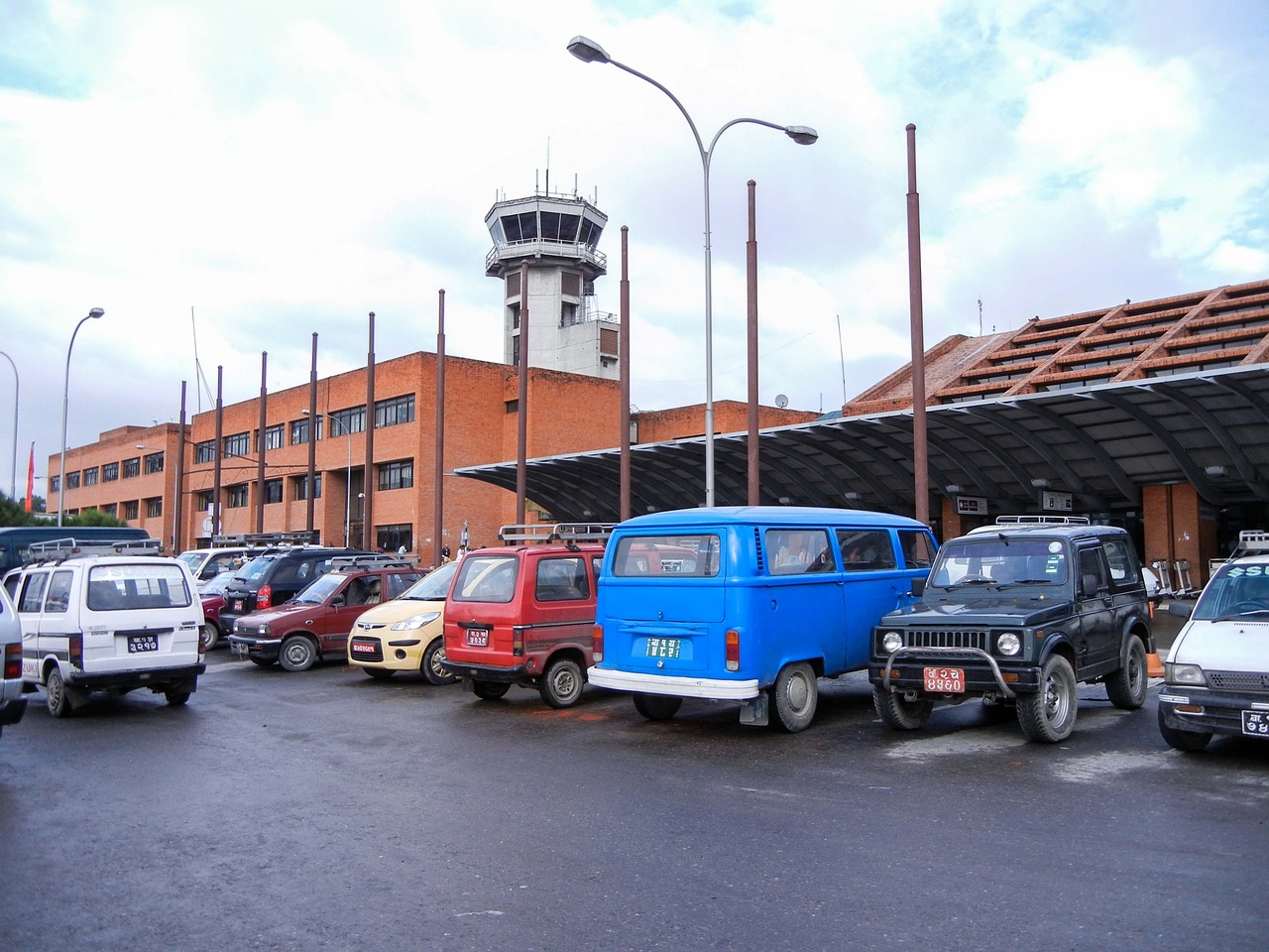 最新上汽大通短轴旅居车，开启旅行新境界的探索者